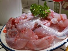 -喜悦小串丹东小黄牛海鲜烧烤大排档(民主广场店)