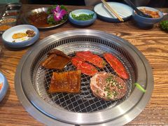 -明洞阿姨·韩式酱蟹烤肉·创意料理(三元桥店)