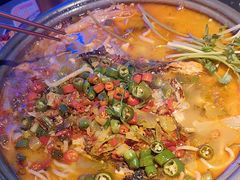 -令狐冲·炭烤活鱼(宝龙店)