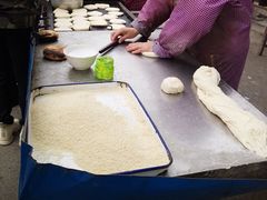 -老西关黄老太牛肉烧饼