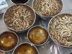 小碗肥瘦-正宗杨记普洱酸醋米线(总店)