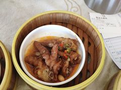 凤爪-旋转餐厅