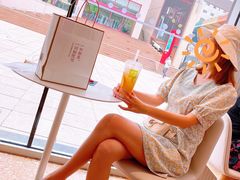 -奈雪的茶(大连新玛特店)