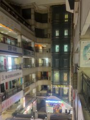 -镁连社·美联社
