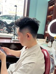 -绅仕門男士理发馆