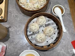 -莱莱小笼·乔艾