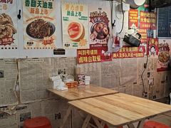 -柳州肥姨妈大骨螺蛳粉(东靖路店)