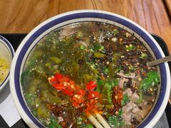 -云阿蛮云南生烫牛肉米线(奉贤路店)