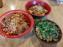 -拐枣巷小串串(财大店)