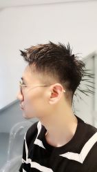 点击看大图 -I+造型烫发染发