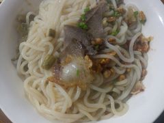 -牛八宝桂林米粉(八里庄店)