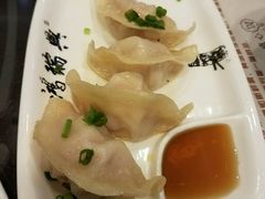 虾仁锅贴-鸿瑞興面馆(梅岭店)
