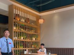-聚友斋(陶瓷琉璃馆水晶街店)