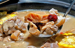 Lotus Root with Pork Ribs and Trotters