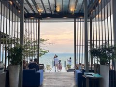 -网红落日悬崖餐厅 The Sky Gallery