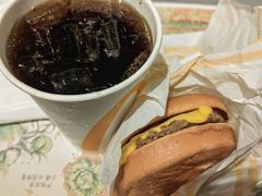 -麦当劳(中山公园龙之梦店)