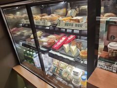 -星巴克(广州淘金路店)