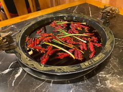 -巴国妹子毛肚火锅(蓝光悦城店)