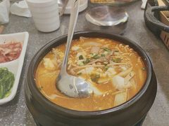 -豚妈妈汤饭·部队锅(南京东路店)
