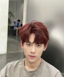 -V+SALON造型