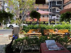 -Tikky Cafe