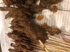 -亮亮烧烤(积玉桥总店)