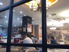 -上海阿潘舟山海鲜店(东宝兴路店)