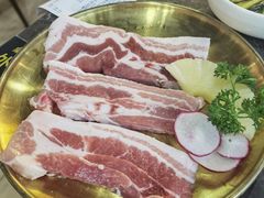 -彭妈家•韩国烤肉料理(张杨路店)