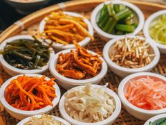 -包整·丝娃娃(一览甲秀楼风景店)