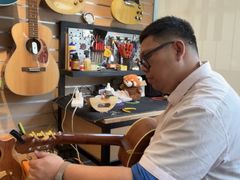 -柏斯音乐艺术中心·钢琴·吉他(上音店)