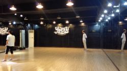 -YASAKI国际舞蹈中心