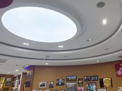 -雅悦齿科(顾村公园店)