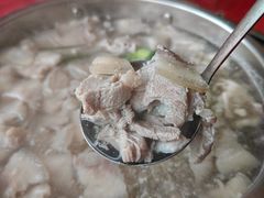 -香猪美食(洛香店)