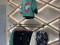 -李宁(苏州中心店)