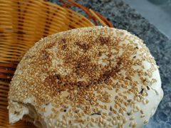 烧饼-清真喜兰老丁羊汤特色小吃