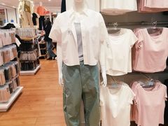 -优衣库(上海虹口龙之梦店)