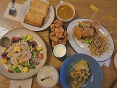 -HELLO 27 意面·沙拉·帕尼尼