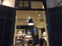 星巴克(沙面店)-星巴克臻选(广州沙面店)