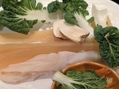 -牛YO寿喜烧·铁板烧和牛火锅自助(市府恒隆店)