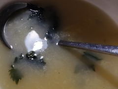 -几个木匠匠人厨房