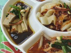 -令氏家外家周秦食府(高新店)