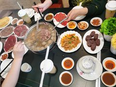 -一鼎牛鲜活牛肉城(晋江海峡国际食品城店)