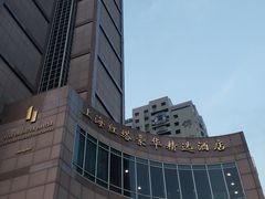 -上海红塔豪华精选酒店