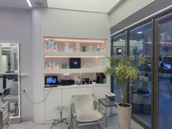 -PE SALON