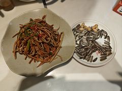 -蜀香格格•剁椒鱼头(龙西店)