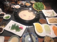 胡椒猪肚鸡-大匠工房古船木艺术餐厅·猪肚鸡专门店(长白仙岛店)