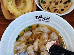 老长沙馄饨-黑白电视长沙小吃(美林M·LIVE天地东座店)