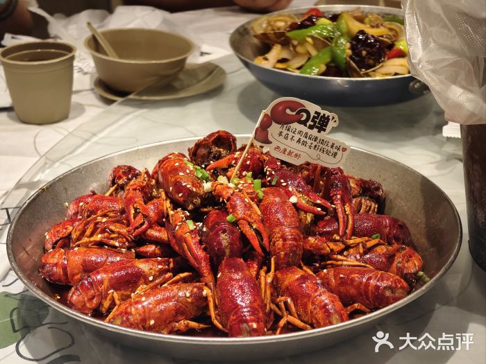 巴厘龙虾·榜首油焖大虾(音乐学院·沿江酒馆店)图片