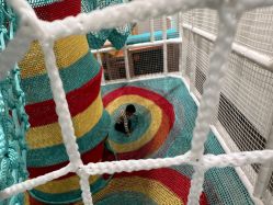 -奈尔宝家庭中心·亲子餐厅(鄞州万达店)