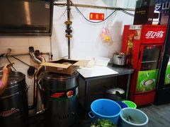 -邓莽子老火锅(中兴路总店)